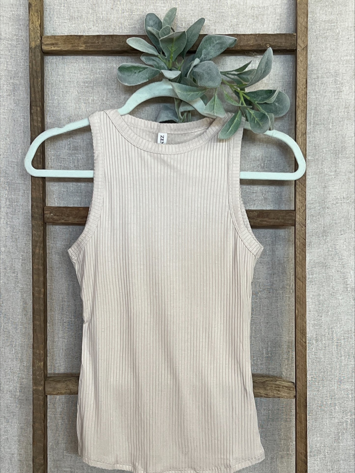 SOFT RIBBED TIGHT CREW NECK TANK TOP